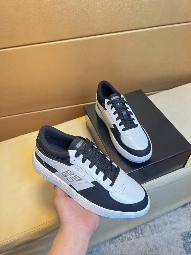 Givenchy -High-end quality original -Upper: Nappa calfskin, suede calfskin, bran