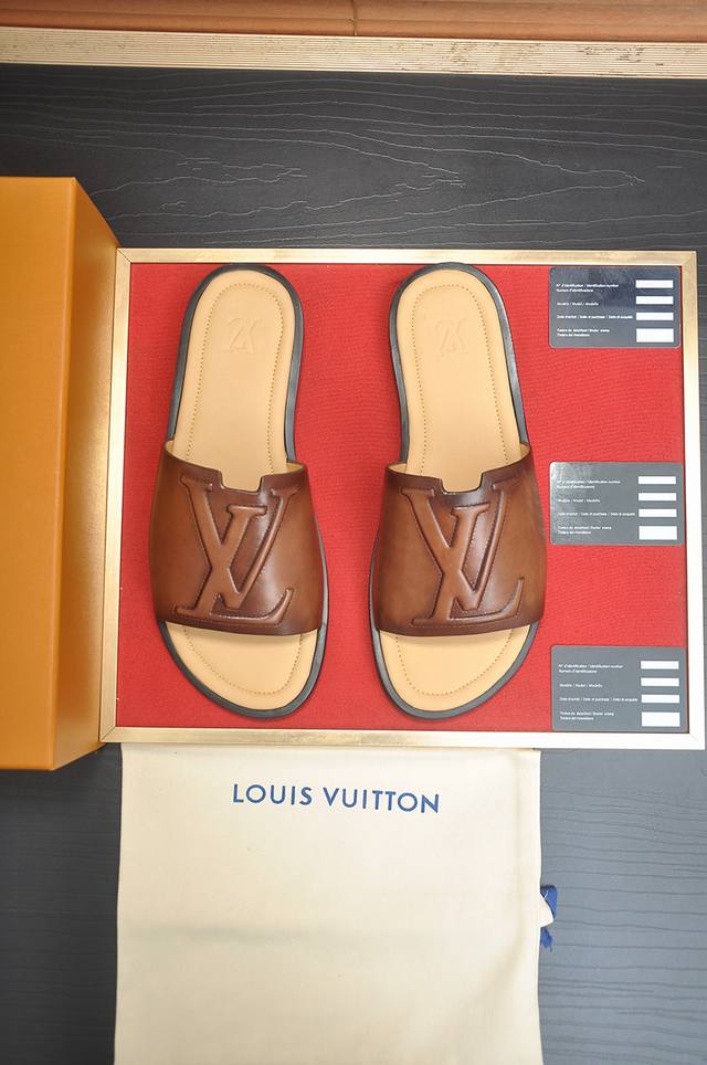 Factory Price P Louis Vuitton Lv slippers high-end cowhide counter 1:1 fashion