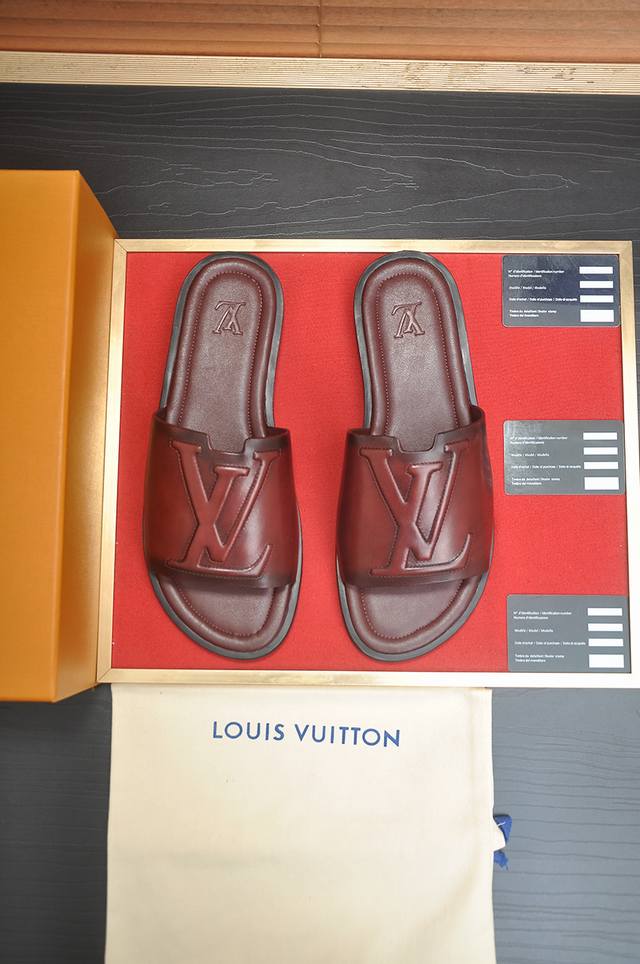Factory Price P Louis Vuitton Lv slippers high-end cowhide counter 1:1 fashion