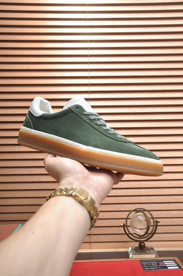 Factory price P Lp Classic loafers, Italian treasure brand, the only brand that