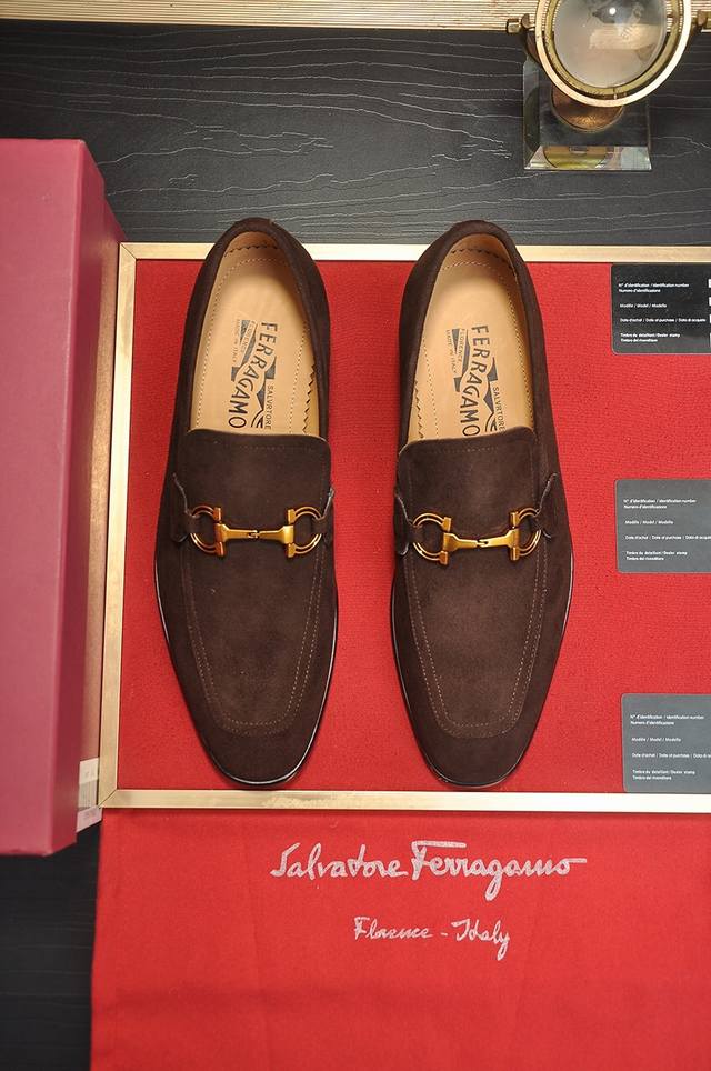 factory price P Ferragamo Ferragamo counter latest model original imported open
