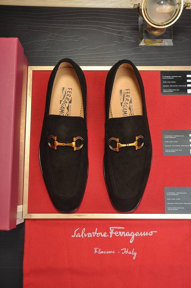 factory price P Ferragamo Ferragamo counter latest model original imported open