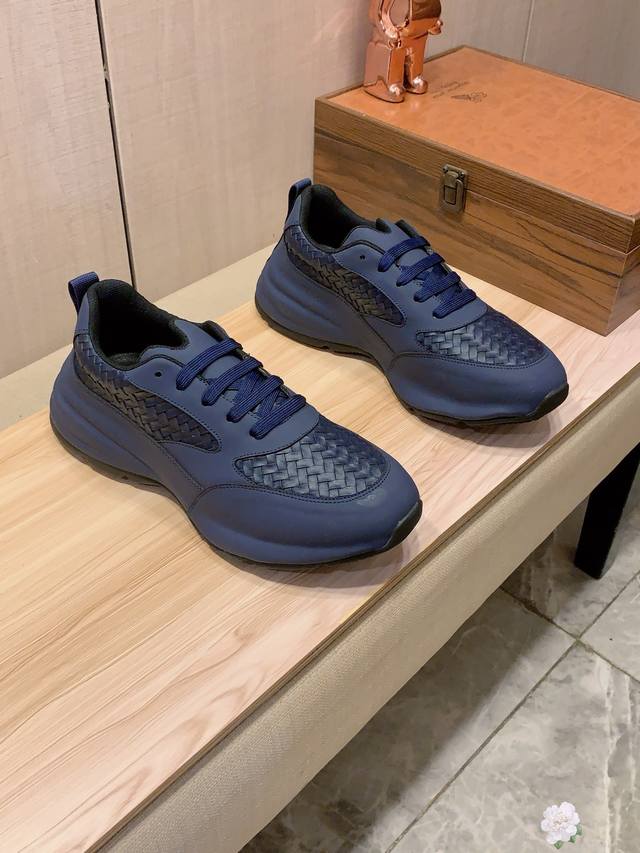 New style: Factory price Bv* The latest hot-selling casual shoes, top brand lux