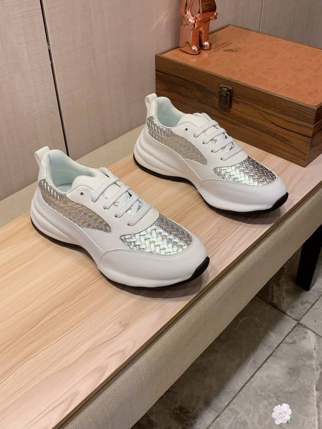 New style: Factory price Bv* The latest hot-selling casual shoes, top brand lux