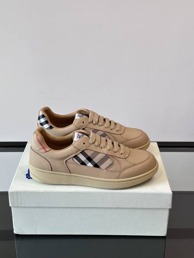 BURBERRY is finally here. Cool plaid Terrace sneakers, Burberry classic elements