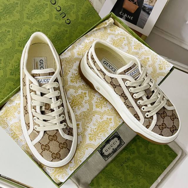 Top version: Low-top Gucci's latest couple's model G 1977 series thick-soled ca