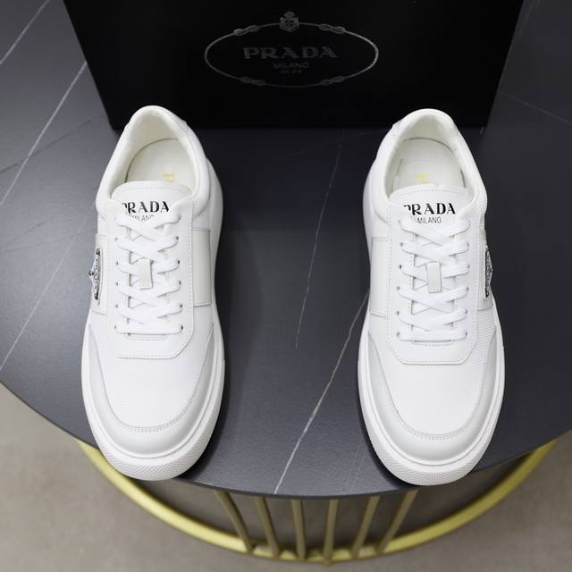 Prada -High-end quality original -Upper: imported soft calfskin stitching breath