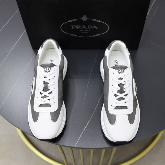 Factory price Pp: Top original Brand: Prada Standard size: Men's size 38 44 45