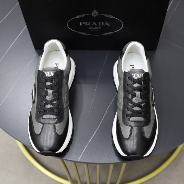 Factory price Pp: Top original Brand: Prada Standard size: Men's size 38 44 45