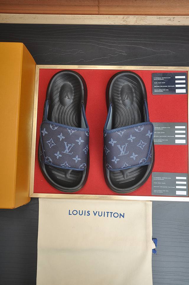 Factory Price P Louis Vuitton Lv slippers high-end cowhide counter 1:1 fashion