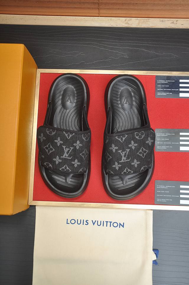 Factory Price P Louis Vuitton Lv slippers high-end cowhide counter 1:1 fashion