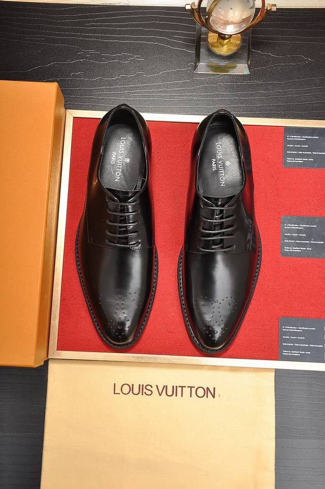 Factory price P Lv Full high-end sheepskin lining Lv latest genuine leather bus