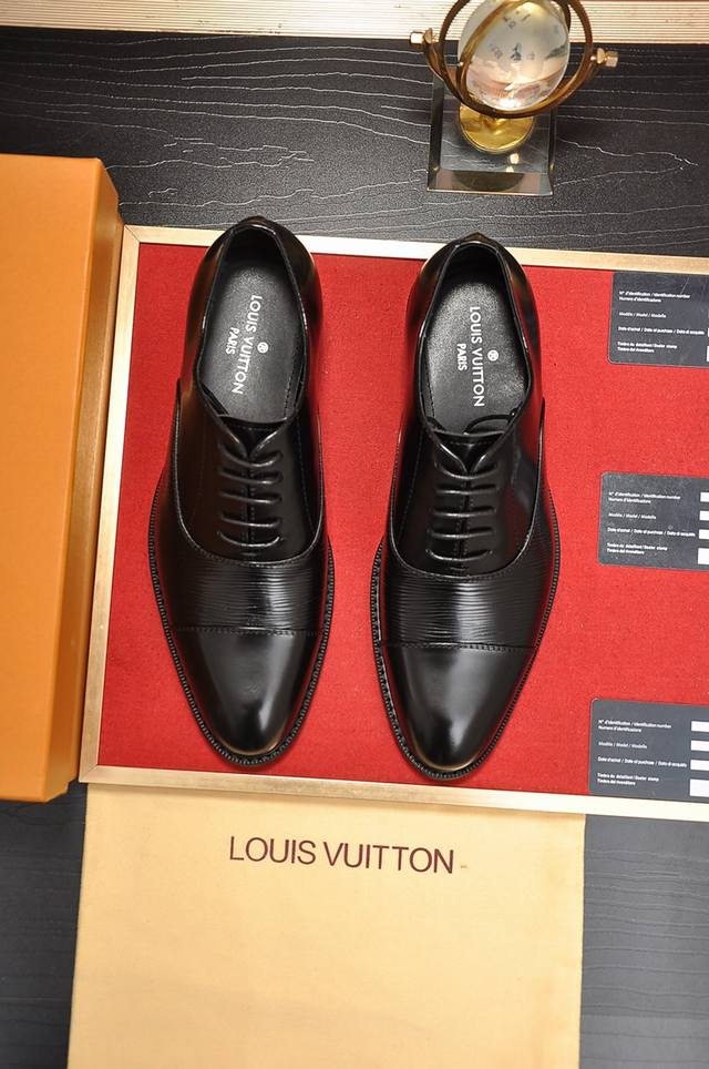 Factory price P Lv Full high-end sheepskin lining Lv latest genuine leather bus