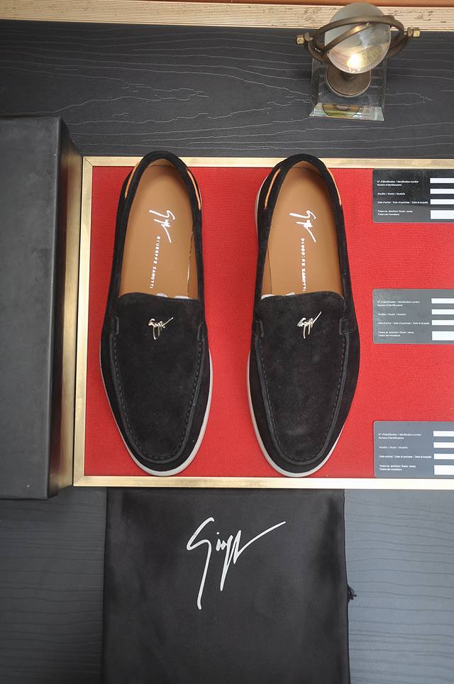 Factory price P Gz classic business leather shoes, men's lace-up business leath