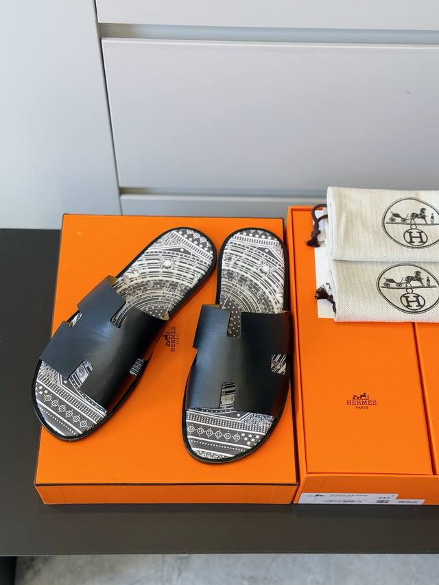 Hermes classic men's slippers - top leather outsole The style is classic and ti