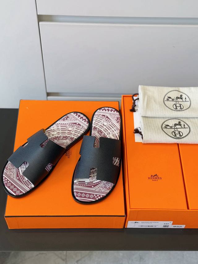 Hermes classic men's slippers - top leather outsole The style is classic and ti