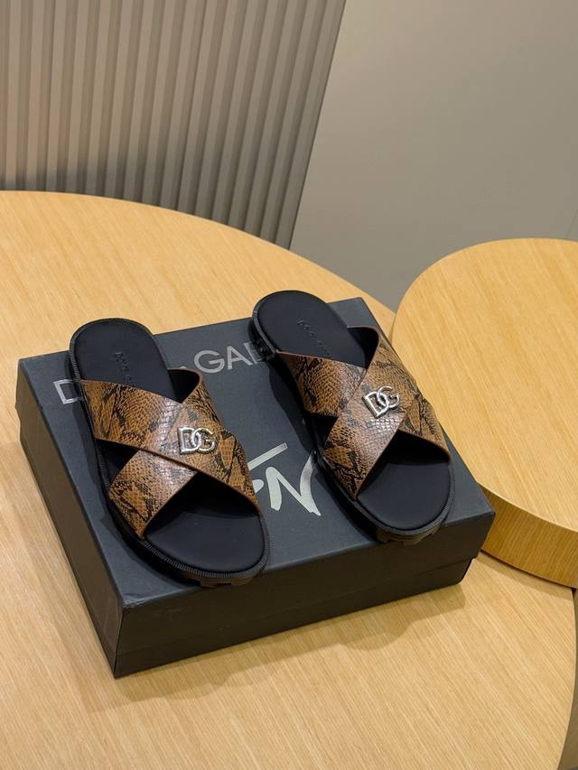 D&G calfskin men's slippers - As a symbol of exquisite craftsmanship and exquisi