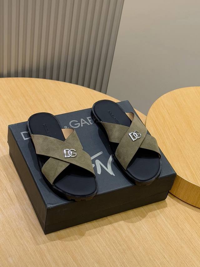 D&G calfskin men's slippers - As a symbol of exquisite craftsmanship and exquisi
