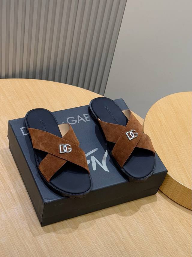 D&G calfskin men's slippers - As a symbol of exquisite craftsmanship and exquisi