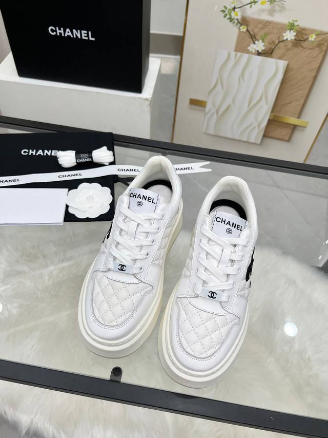 Chanel 25C Spring and Summer new sports shoes are now on sale on the official w