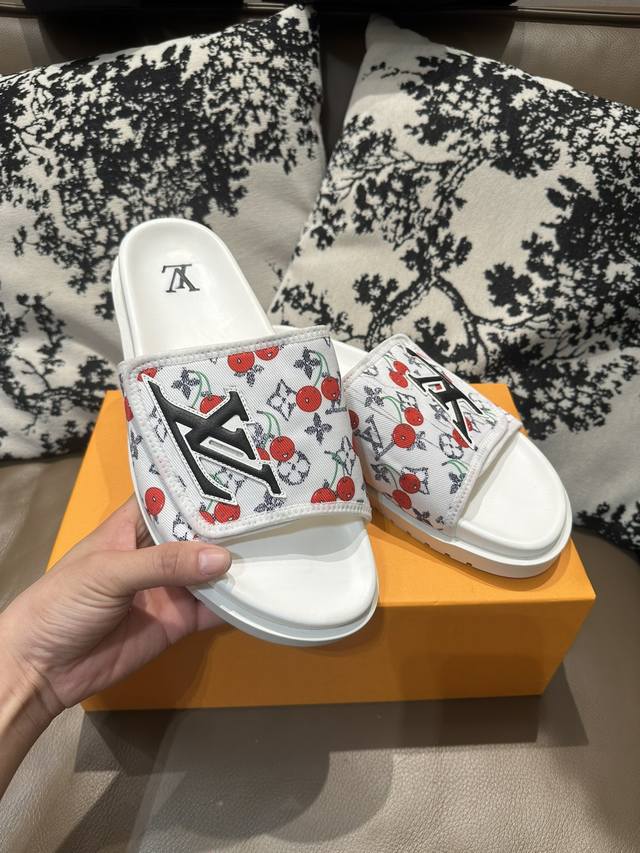 Lv Velcro cherry, cowhide top, sheepskin lining, size 36-46 DDD