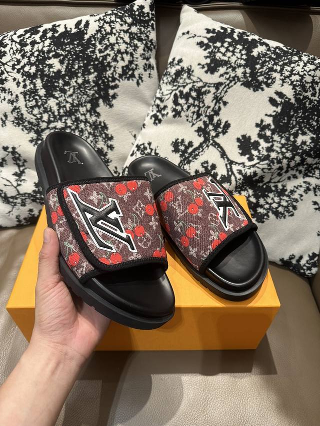Lv Velcro cherry, cowhide top, sheepskin lining, size 36-46 DDD