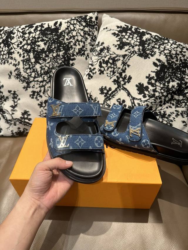 Lv New style with double buttons on cloth, cowhide top and sheepskin lining, siz