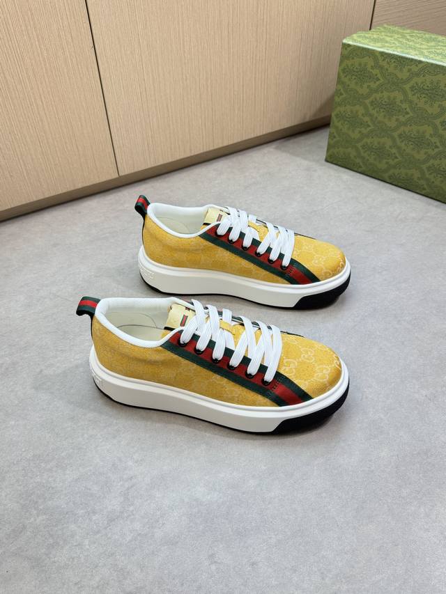 Gucci -High-end quality original casual sports shoes -Upper: brand totem cloth,