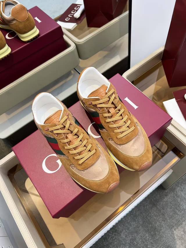 Gucci Gucci men's new Forrest Gump sneakers are lightweight, comfortable and ver