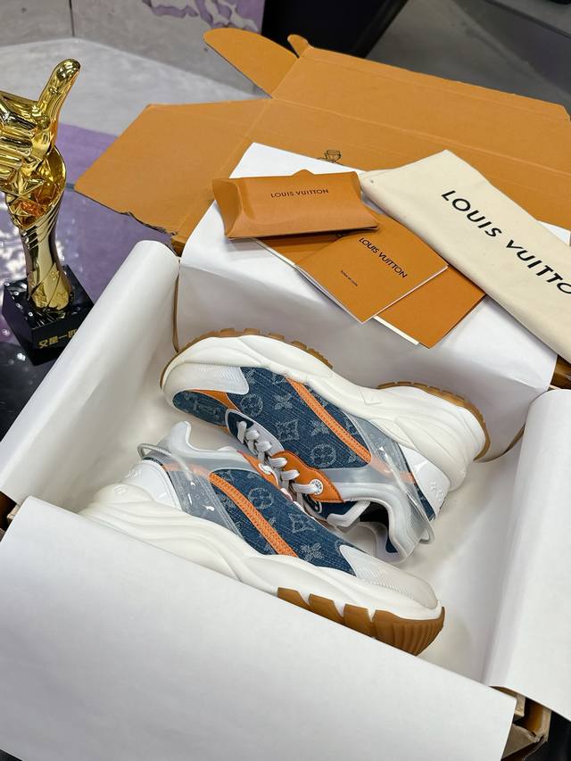 Factory P price P: Top version Lv sports shoes series couple models Official web