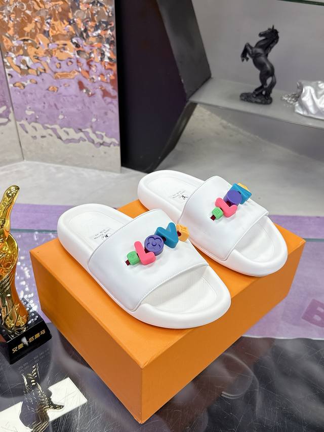 Factory P price P: Top version Lv slippers series couples Lv Louis Vuitton L hom