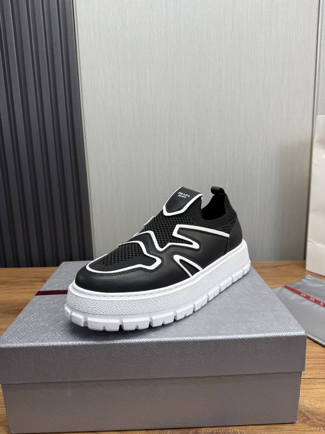 factory P price Prada official website synchronized new models, high-quality sh