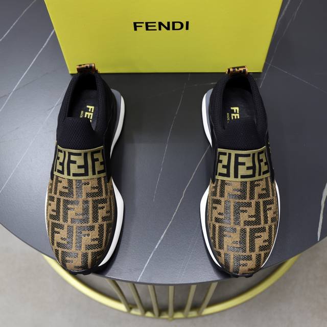 Factory Price Pp: Brand: Fendi Standard Size: 38-44 45 Customized Grade: Same a
