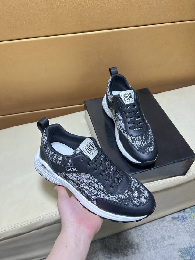 Original quality exclusive first release of Dior's unique modern sports shoes.