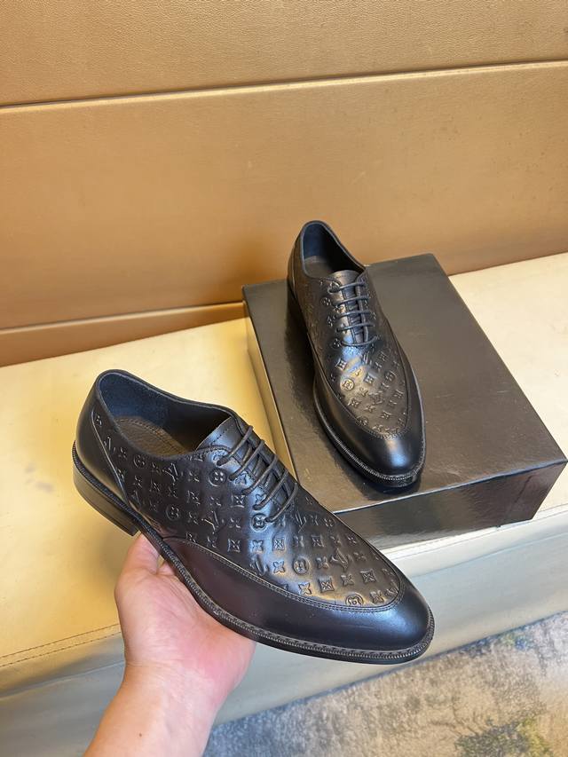 Niuli exclusive first Louis Vuitton ~ unique modern style sports shoes. Counter
