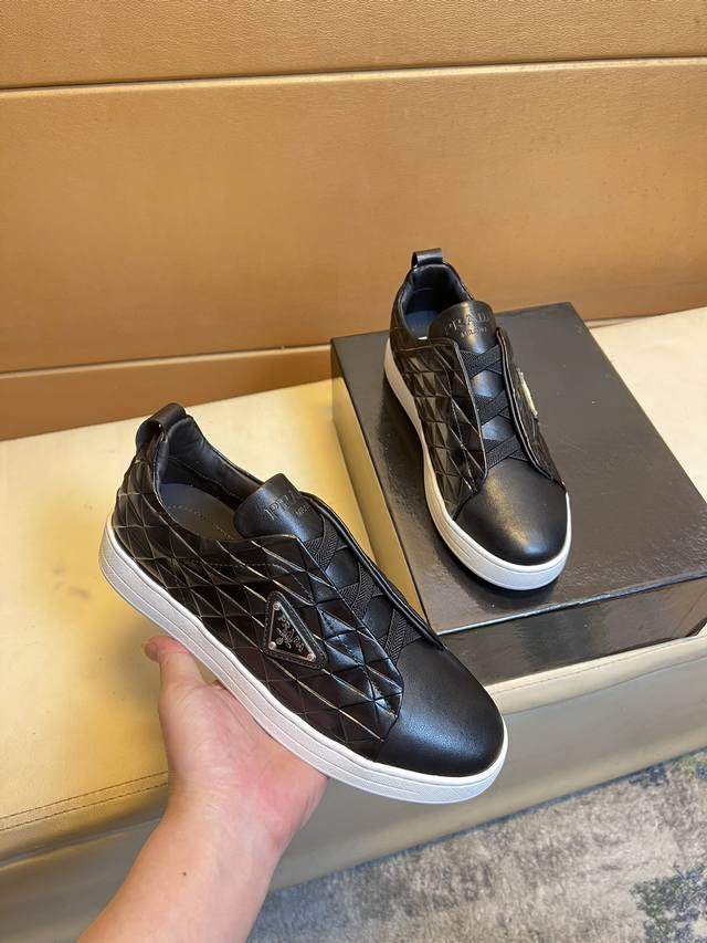 New summer Prada Prada main push hit, avant-garde versatile fashion men's shoes
