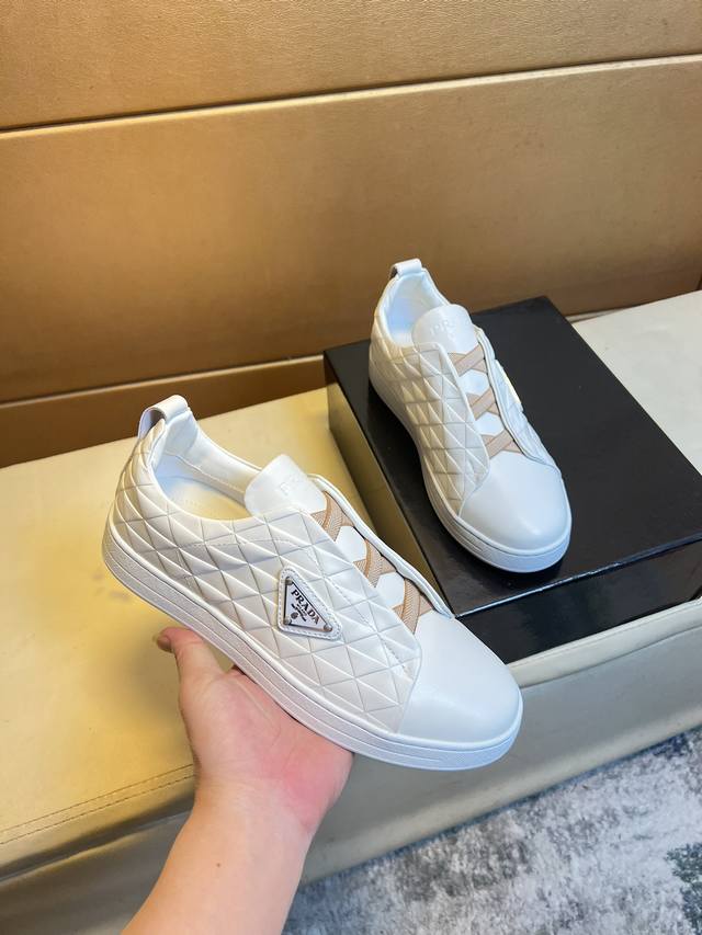 New summer Prada Prada main push hit, avant-garde versatile fashion men's shoes