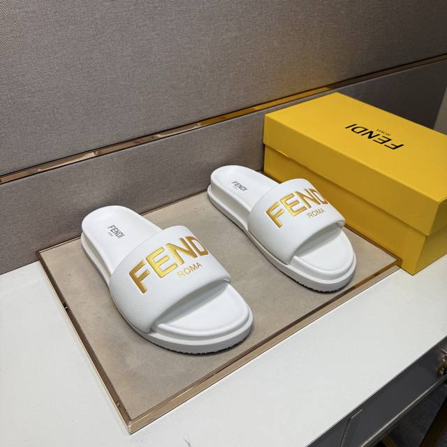 Factory price Pp Fen~ Men's casual slippers 2025Z counter simultaneous sale Siz