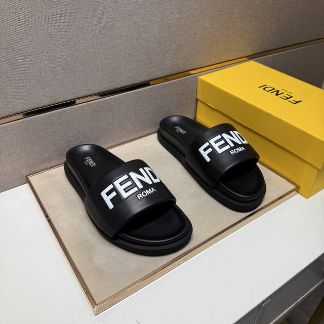 Factory price Pp Fen~ Men's casual slippers 2025Z counter simultaneous sale Siz