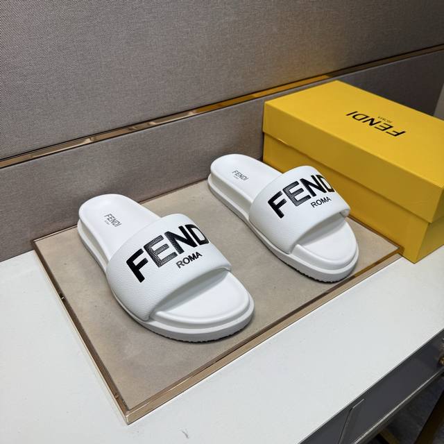Factory price Pp Fen~ Men's casual slippers 2025Z counter simultaneous sale Siz