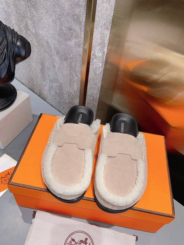 Actual Price: Top luxury version of Hermes cute half-slippers. Classic family la