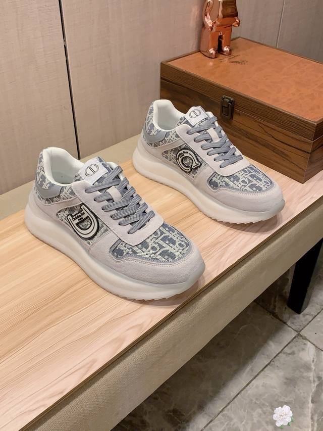 New Style: Factory Price Dior* Latest Hot Style Casual Shoes, Top Brand Luxury