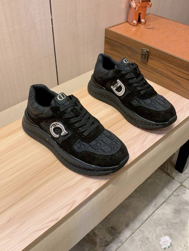 New Style: Factory Price Dior* Latest Hot Style Casual Shoes, Top Brand Luxury