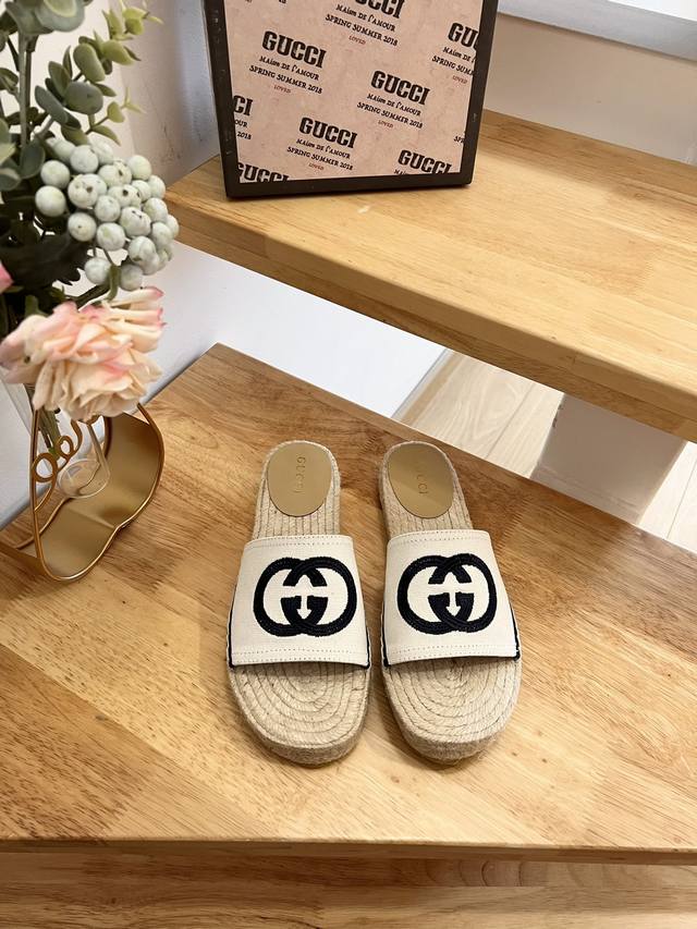 Gucci 23Ss fisherman's slippers. Gucci brand fashion has always been famous for