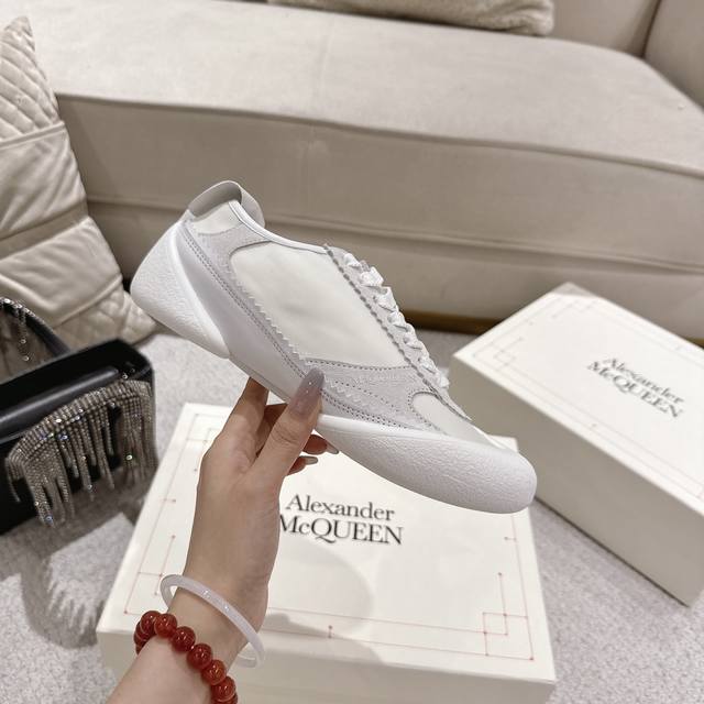 2025 McQueen new Aiexandermcqueen original quality certified! original 1:1 repli