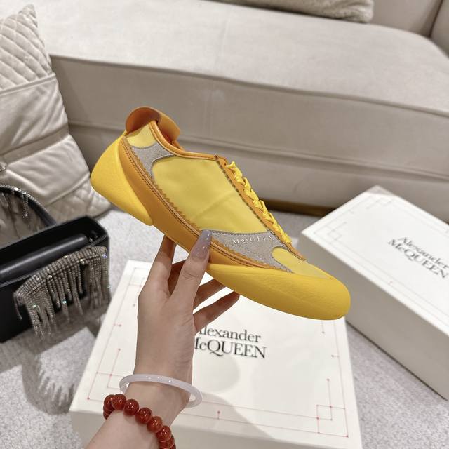 2025 McQueen new Aiexandermcqueen original quality certified! original 1:1 repli