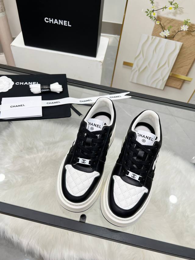 Chanel 25C Spring and Summer new sports shoes are now on sale on the official w