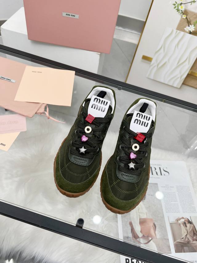 Miu Miu 25Ss Spring and Summer new models show Miumiu Dexun casual shoes show cr