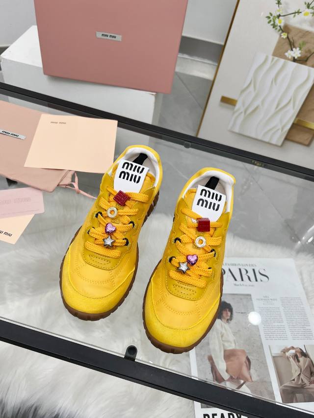 Miu Miu 25Ss Spring and Summer new models show Miumiu Dexun casual shoes show cr