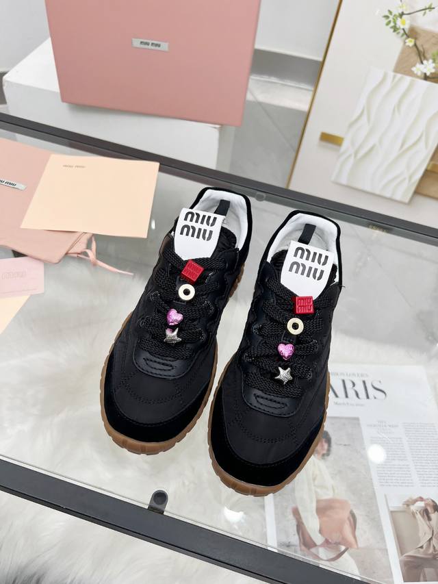 Miu Miu 25Ss Spring and Summer new models show Miumiu Dexun casual shoes show cr
